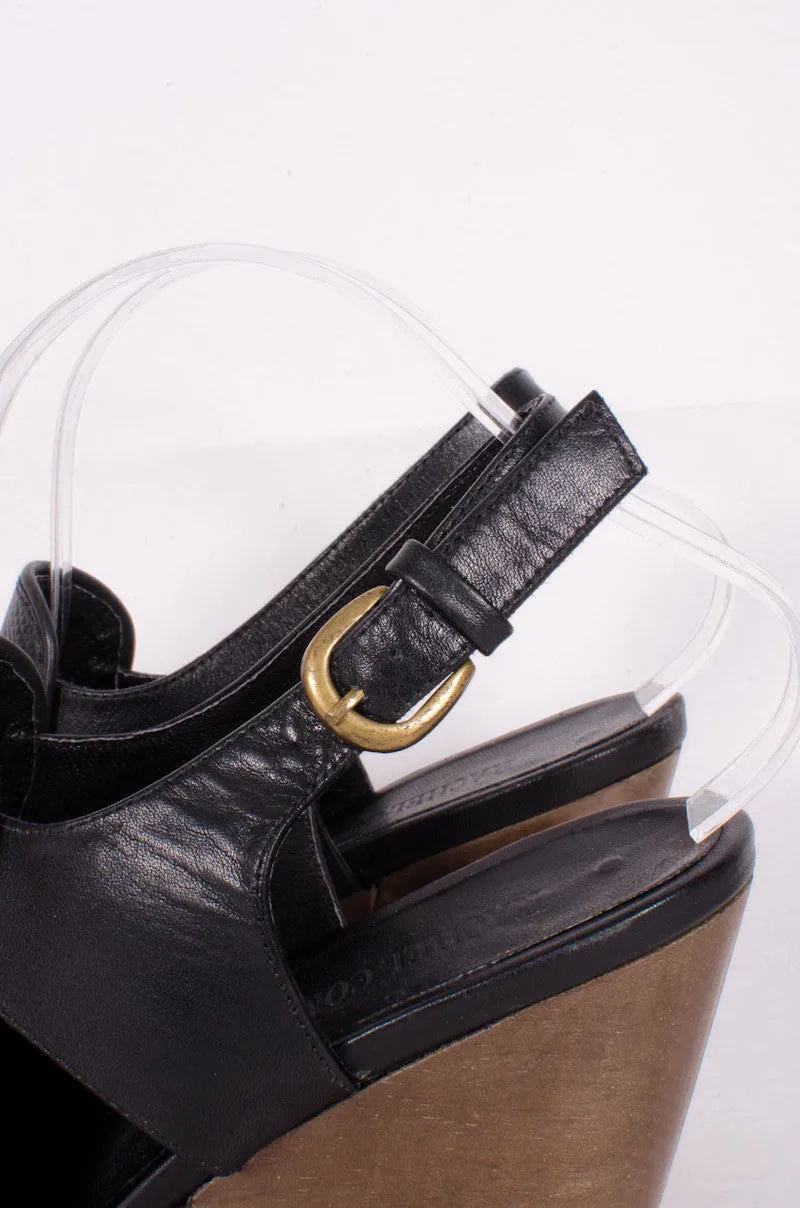 PERFORATED LEATHER SLINGBACKS