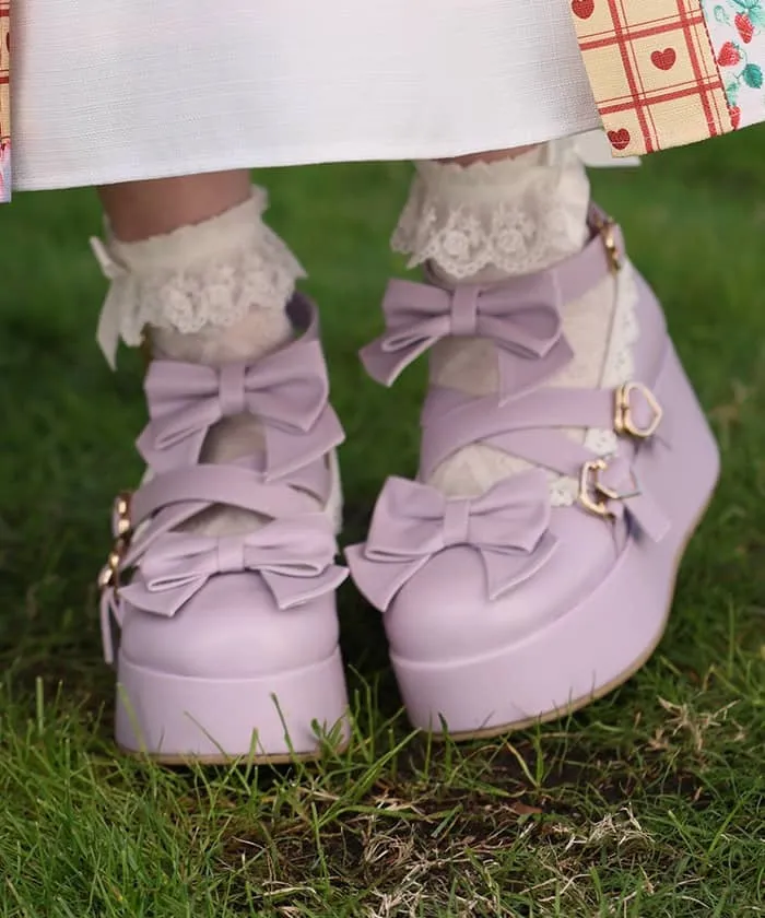 Ribbon Scallop Accent Color Shoes